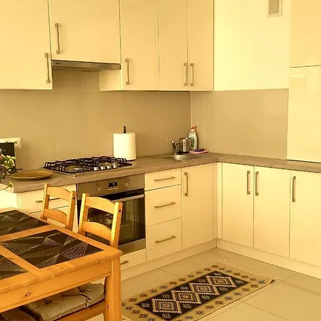 Apartament Centrum Grzybowska Apartamento Varsóvia