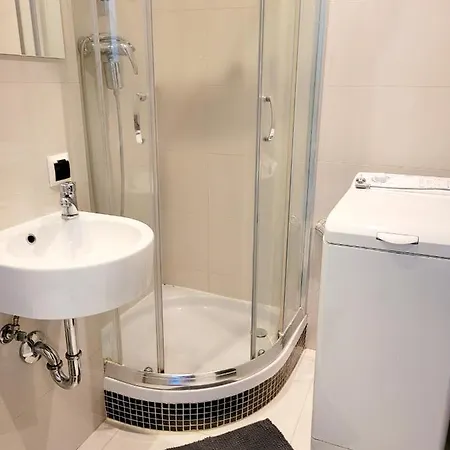 아파트 Apartament Centrum Grzybowska 바르샤바