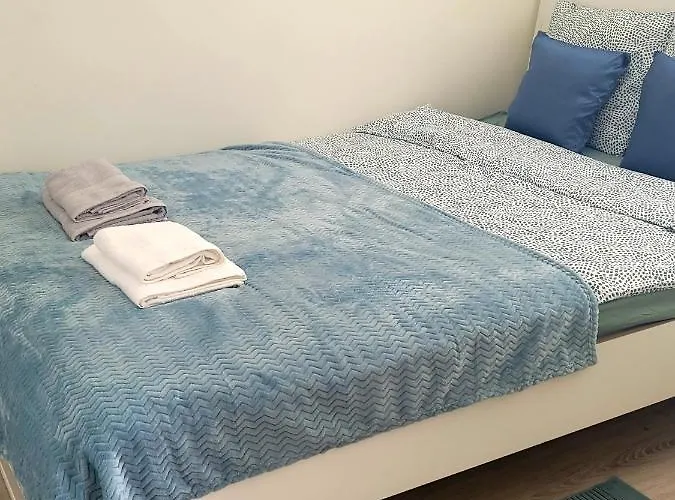 Apartament Centrum Grzybowska * وارسو