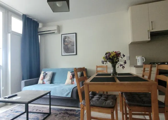 Apartament Centrum Grzybowska Varsó